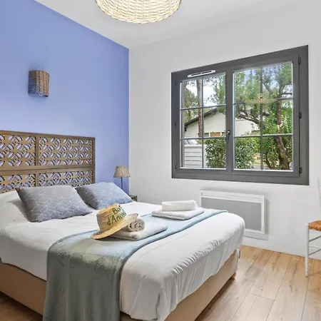 Maison De Charme Avec Jardin Et Terrasse - Pyla *